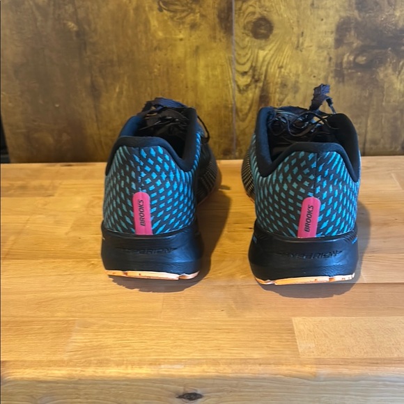 Brooks Blue and Pink Running Shoes - Picture 3 of 5